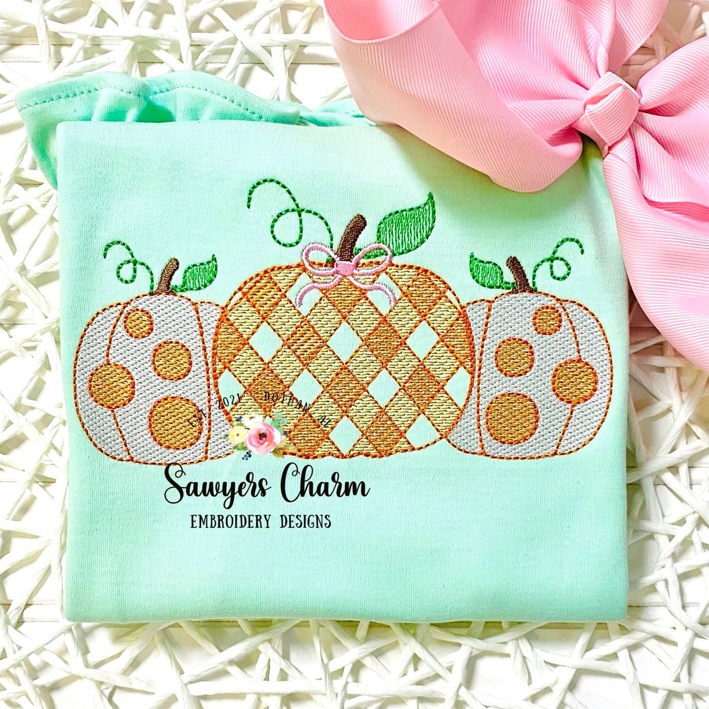Gingham polka dot pumpkins trio with bow, sketch stitch embroidery design file, fall, halloween, fall leaves, pumpkin patch, quick stitch