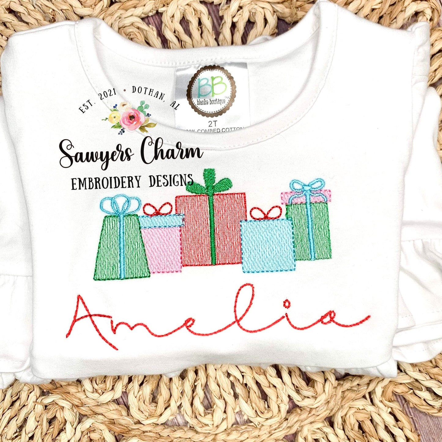 Christmas presents/gifts with bow, sketch stitch machine embroidery design file, Happy holidays, Santa clause, happy birthday, ho ho ho