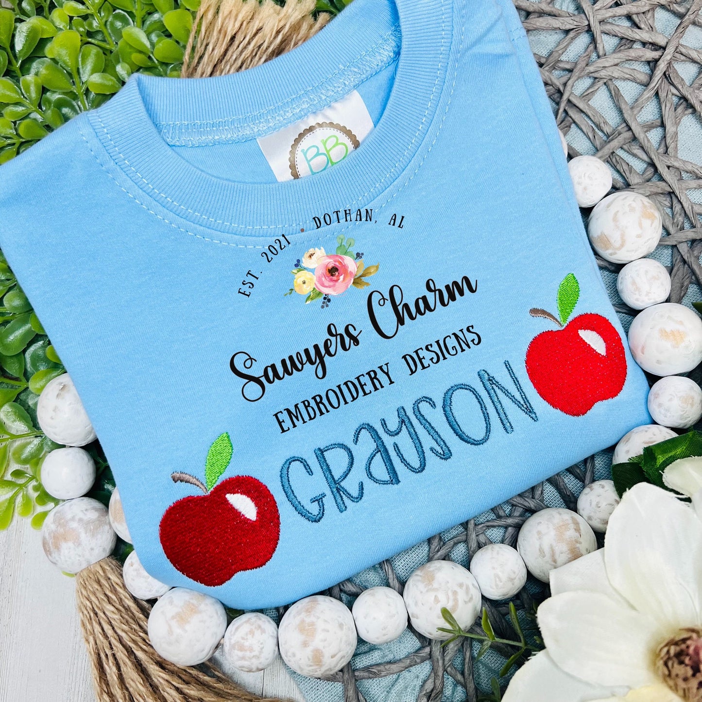 Back to school apple mini fill machine embroidery design file, students, perfect for monograms, quick stitch
