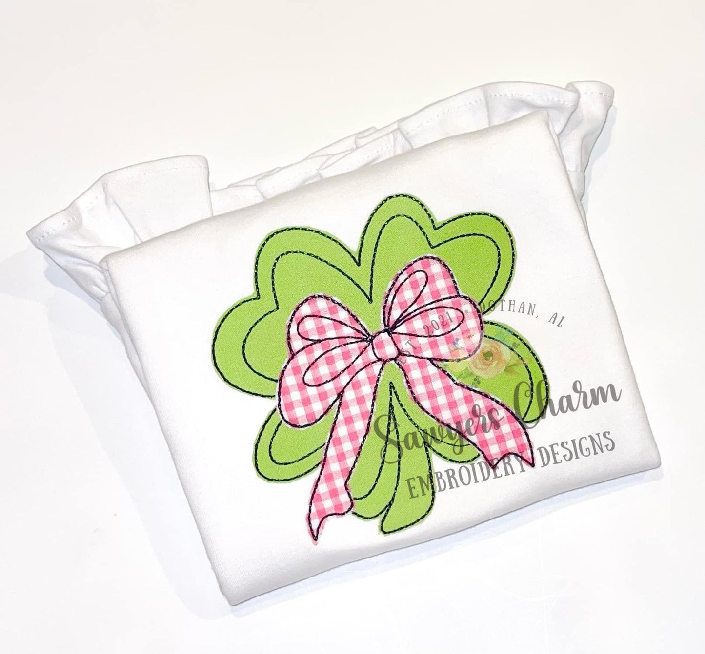 Coquette four leaf clover with bow bean stitch machine applique embroidery design, quick stitch, St. Patrick's Day, good luck charm shamrock