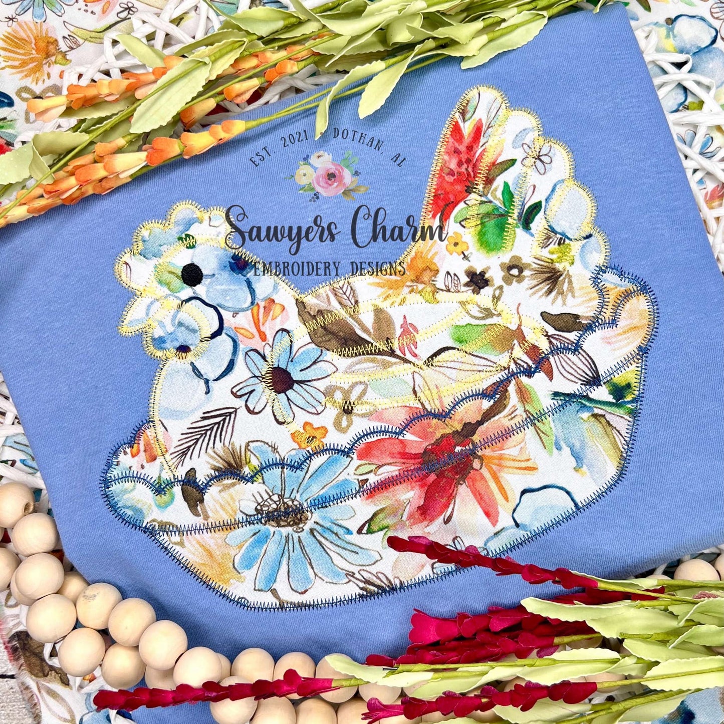 Hen on nest zig zag stitch machine applique embroidery design, Vintage spring chicken