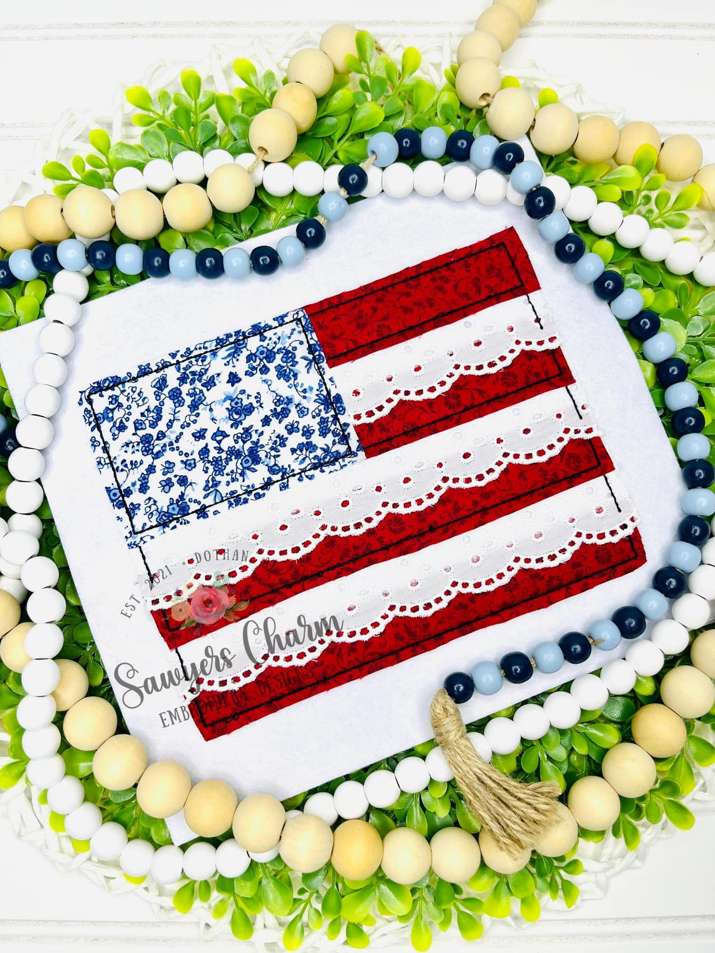 American flag bean stitch applique (for use with lace), machine embroidery design, 4th of July, Patriotic