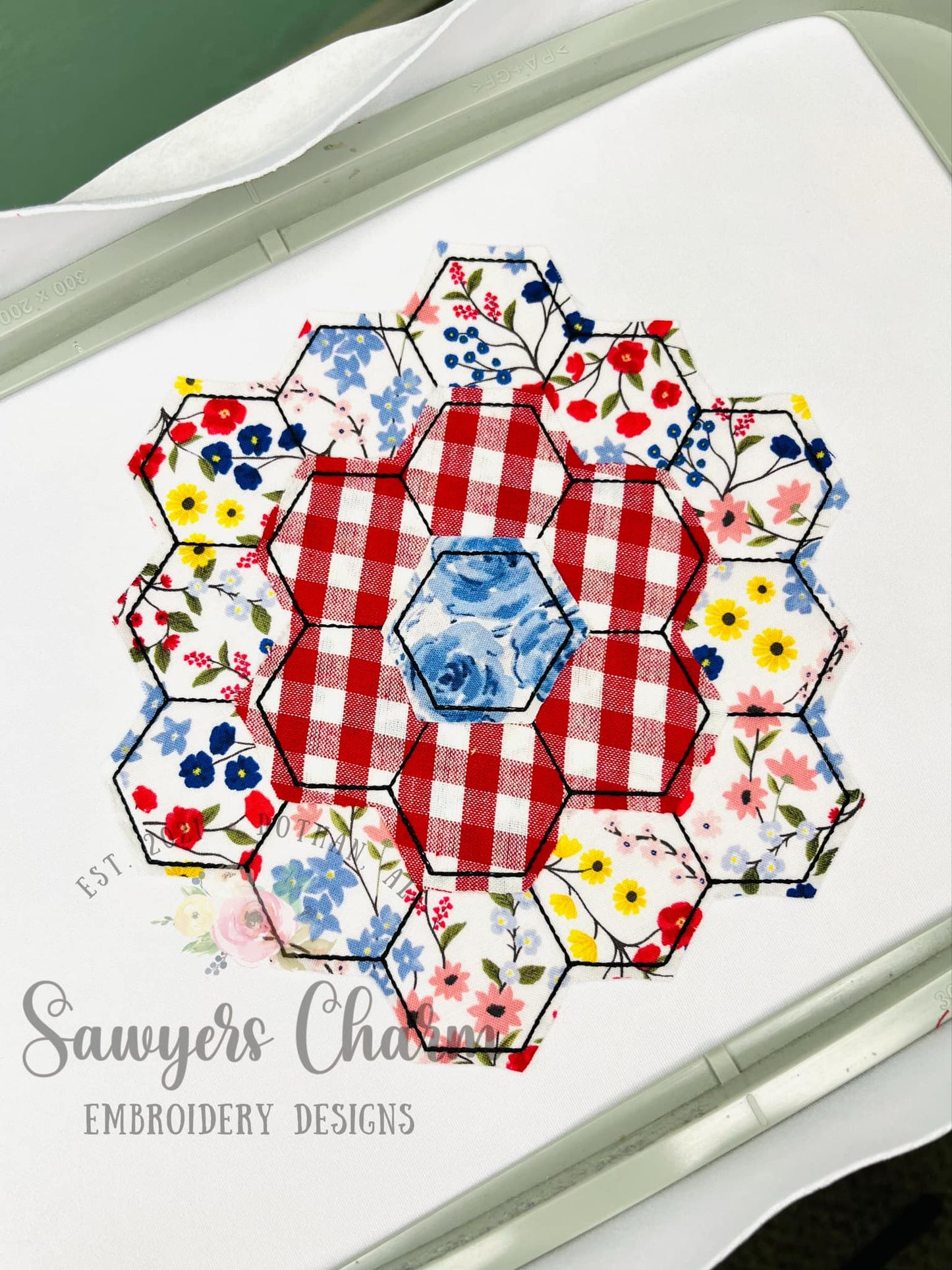 Hexagon bean stitch applique, machine embroidery file, vintage quilt design, grandmother's flower garden
