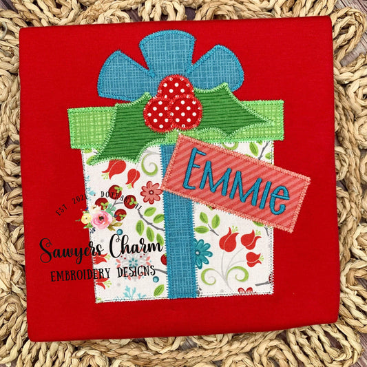 Christmas present/gift with holly berry zig zag stitch applique, machine embroidery design file, Happy holidays, Merry Christmas, Santa