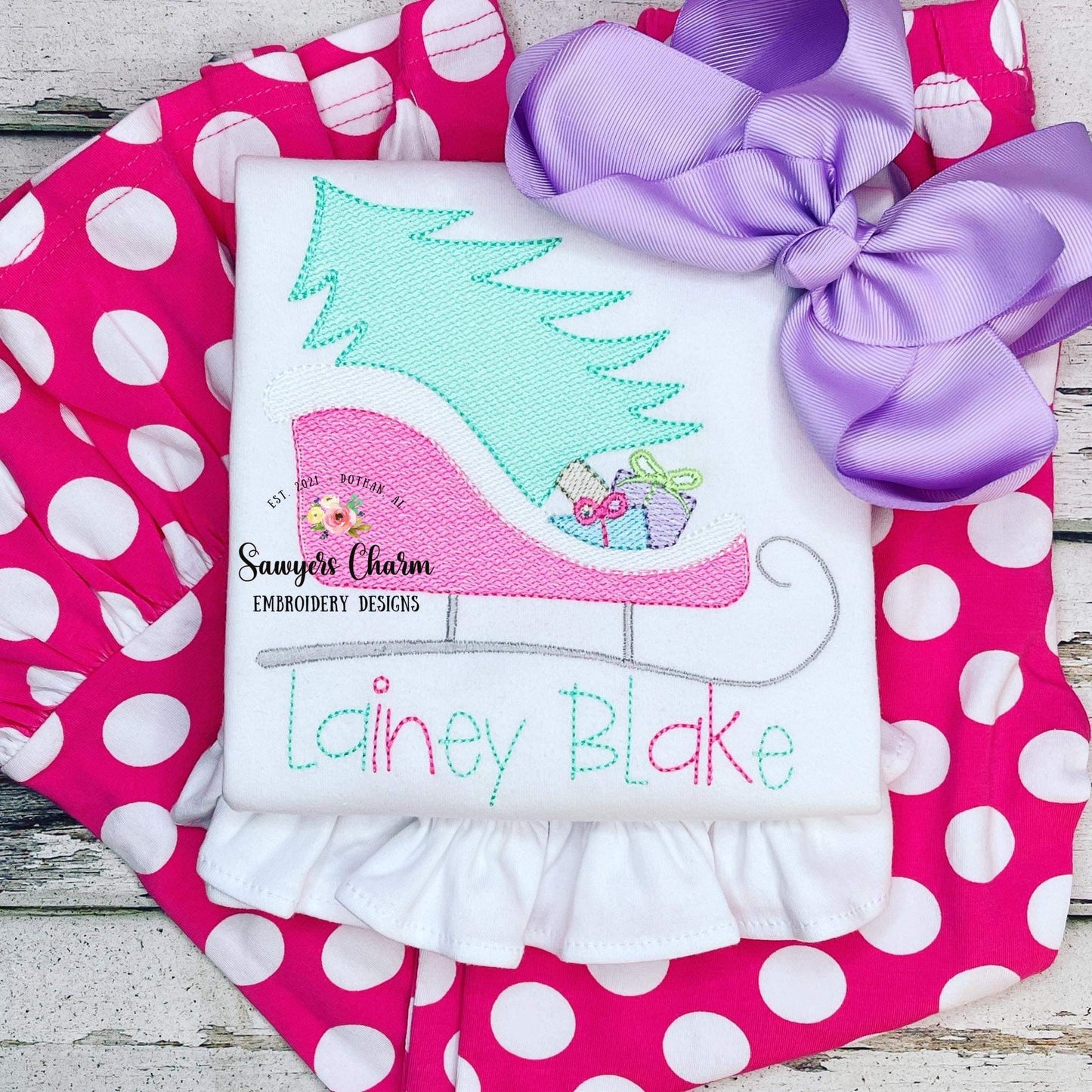 Christmas sleigh with tree & presents sketch stitch machine embroidery design file, quick stitch, holidays, Santa, satin stitch